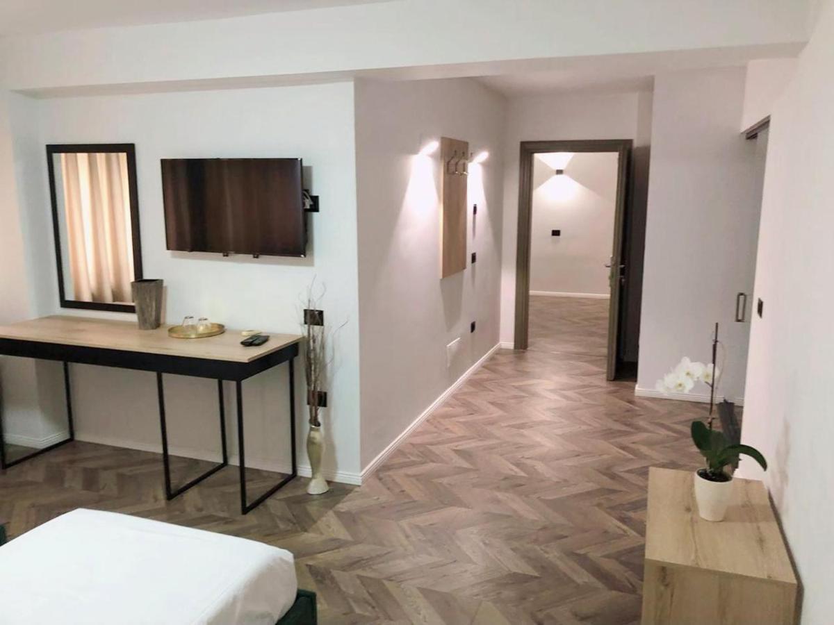 Hotel Lido Δυρράχιο Εξωτερικό φωτογραφία